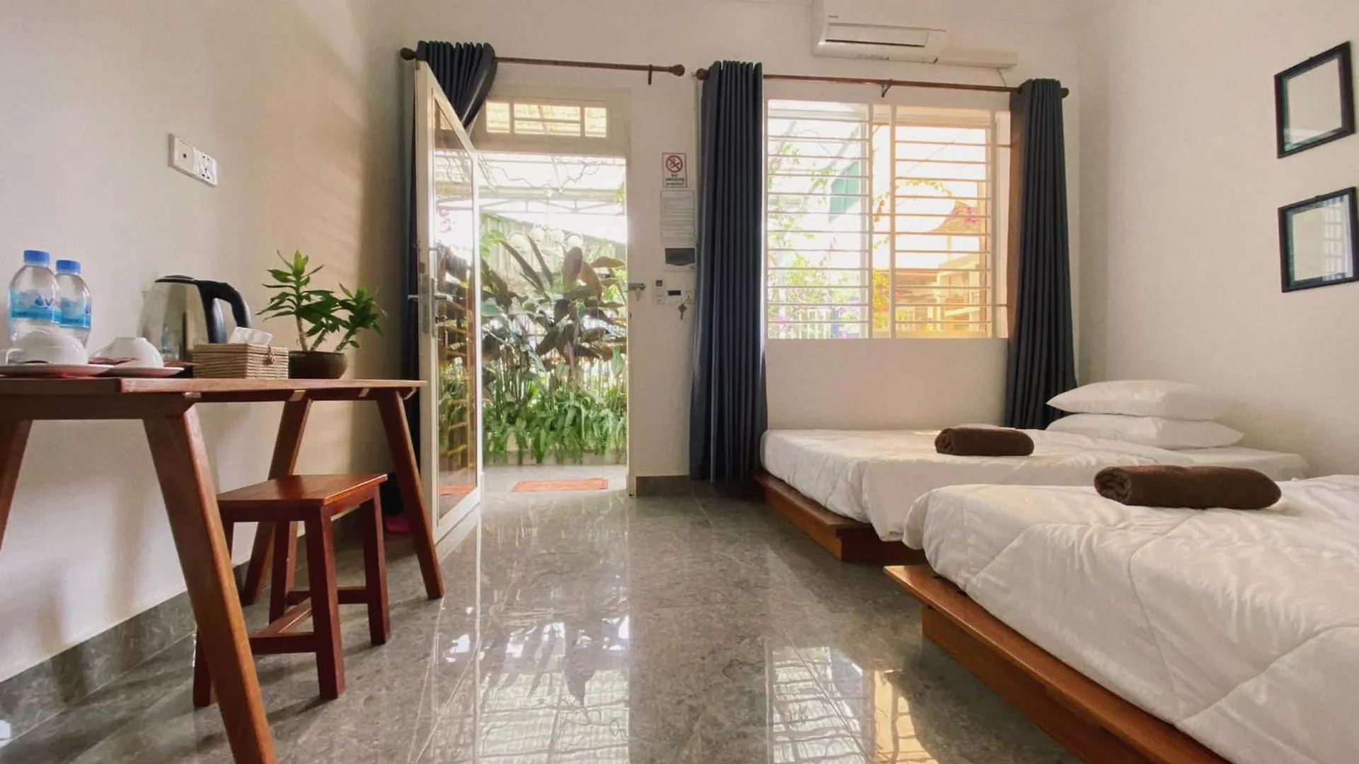 Flower Home ផ្ទះសំណាក់ ហូមផ្កា Sihanoukville